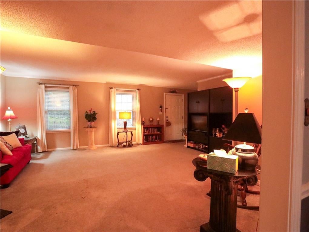 3463 Ashwood Lane