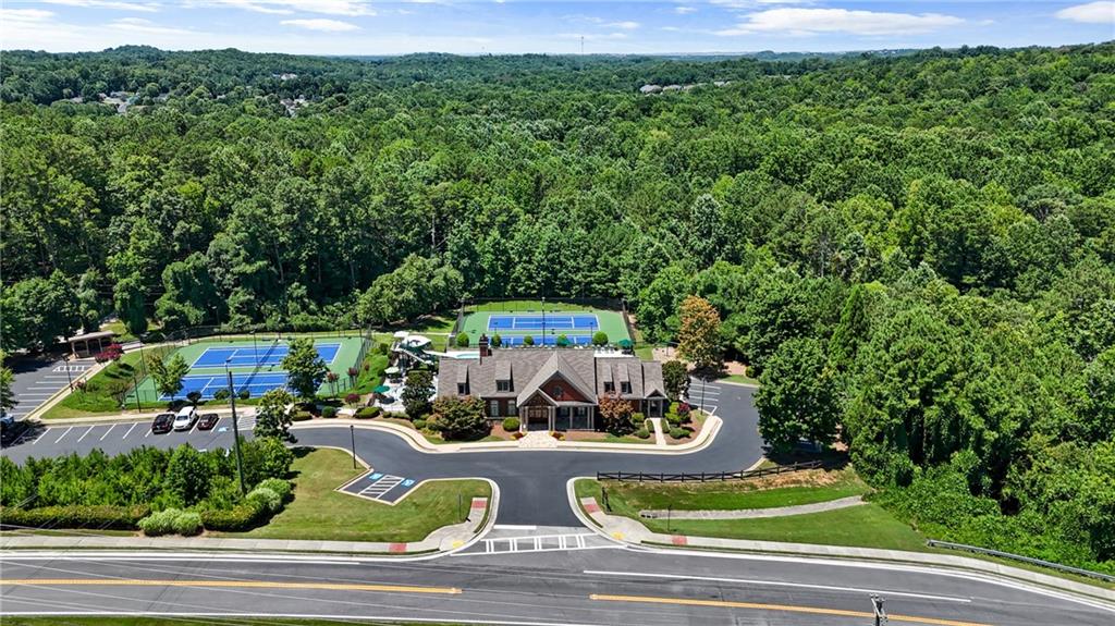 6108 Park Leaf Walk