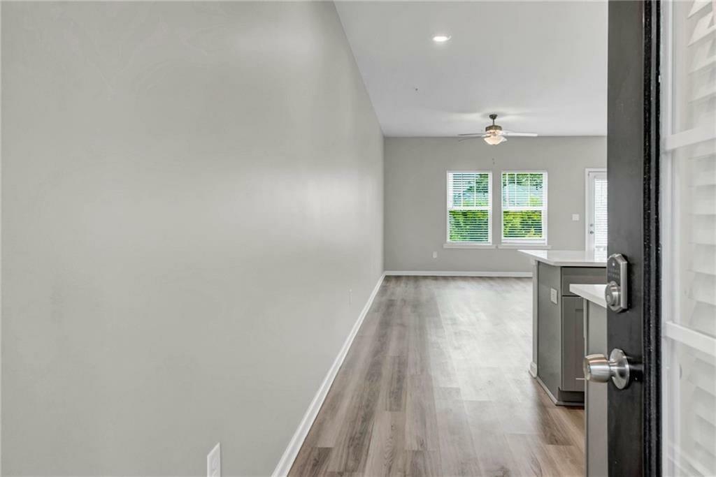 1402 Vayda Court