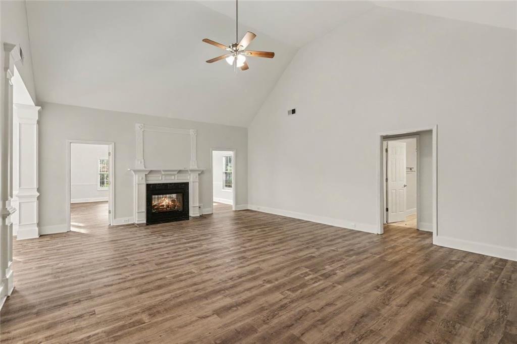 17 Windermere Bend NW