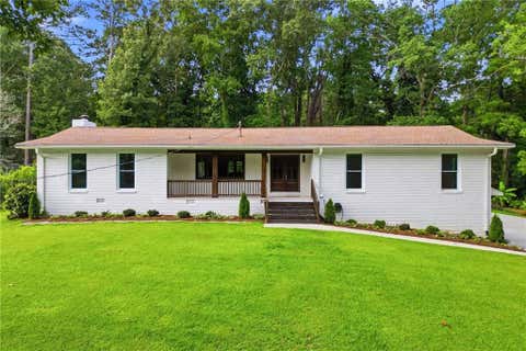 Homes For Sale - 2618 Beechwood Drive<br/> Marietta, GA 30062