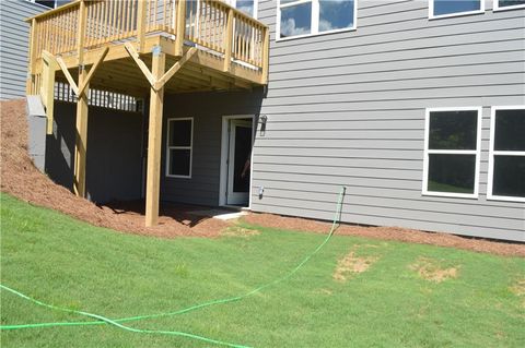 A home in Dawsonville