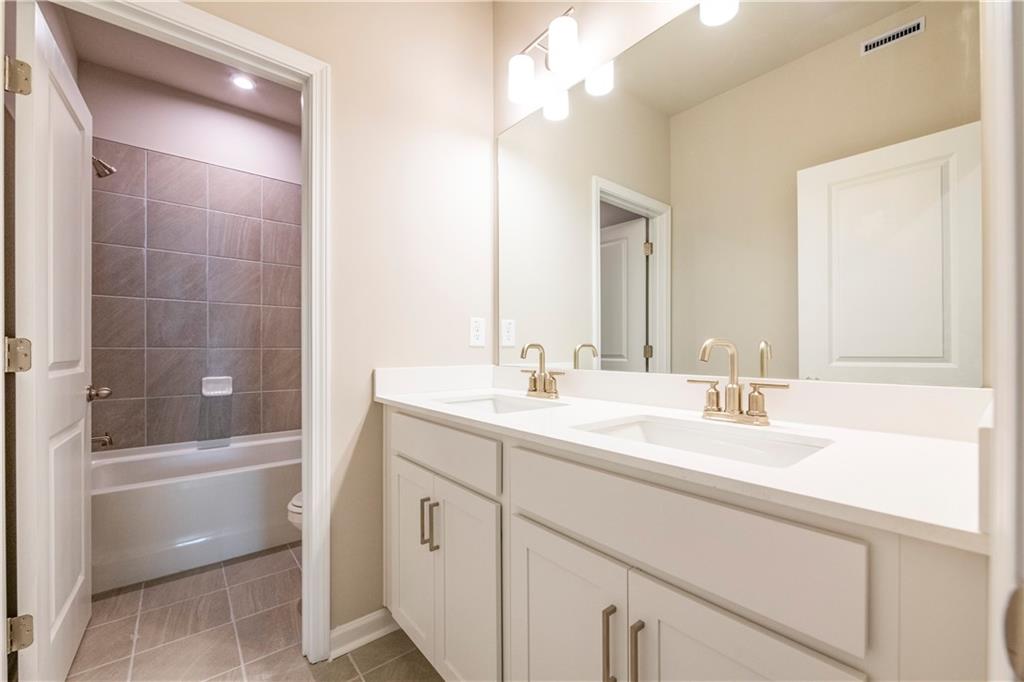 4082 Adler Circle, Buford, Georgia image 42