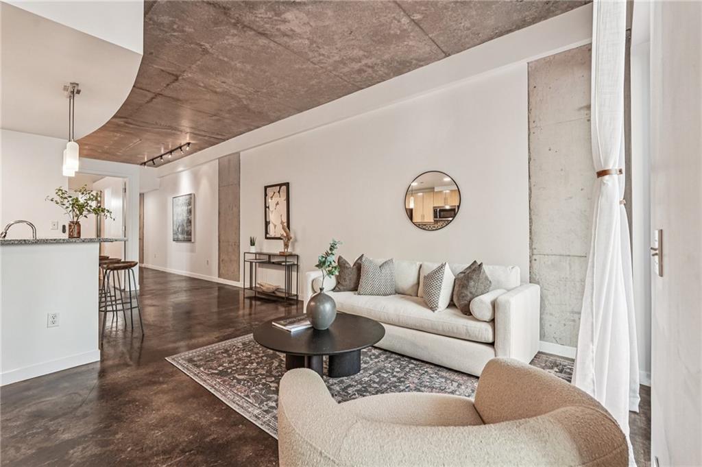 335 W. Ponce De Leon Avenue 210
