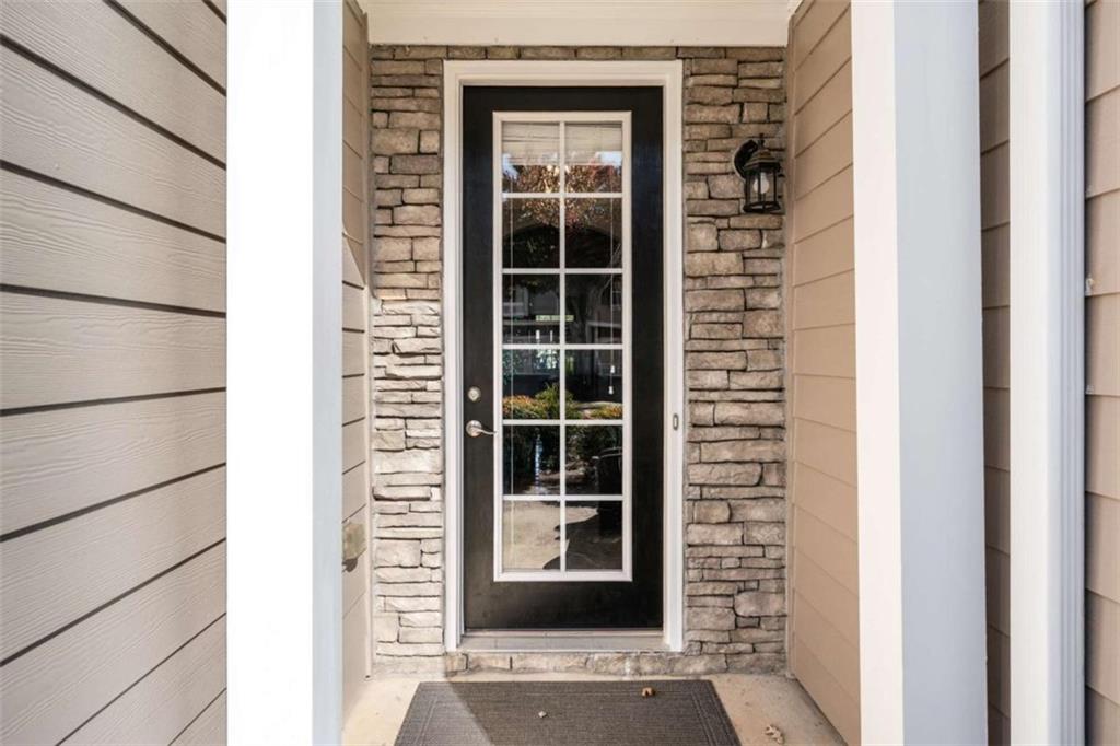 928 Pierce Ivy Court