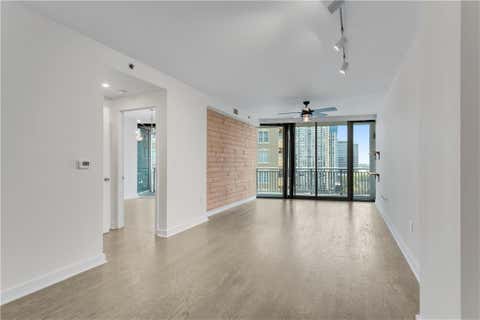 Condo For Sale - 3338 Peachtree Road #1706<br/> Atlanta, GA 30326
