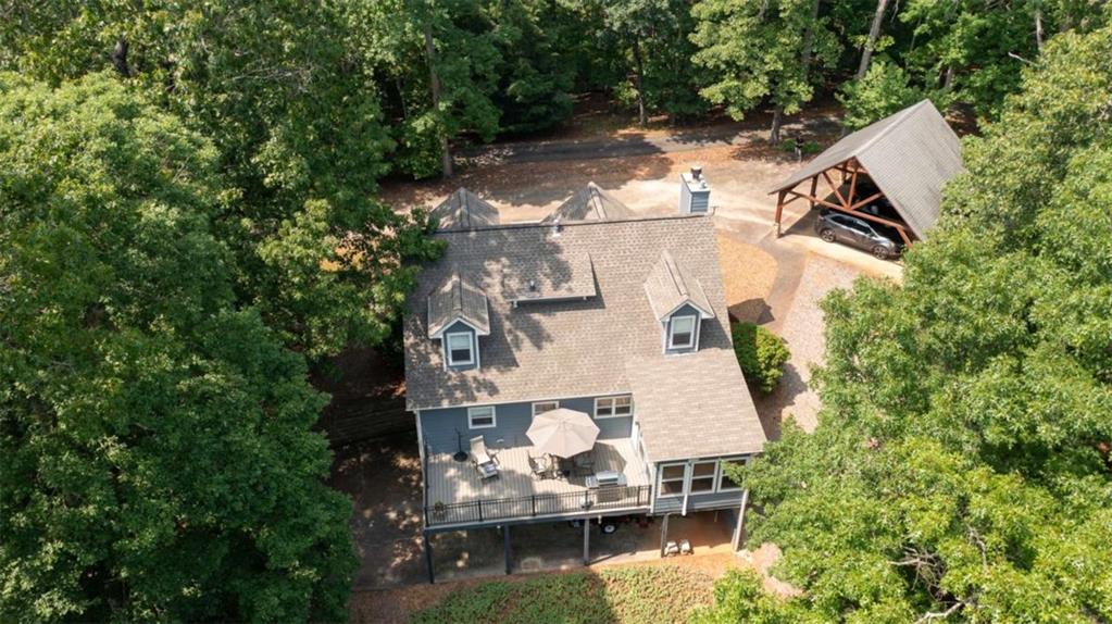 386 Old River Road