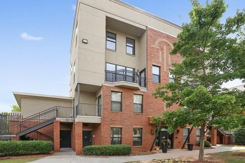 898 Oak Street 2003 Atlanta GA 30310