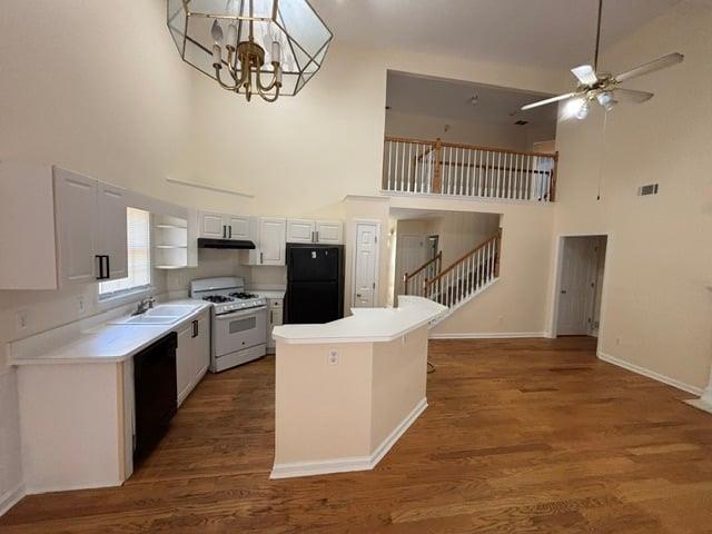 2805 Parliament Circle