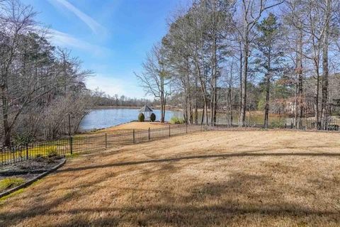 A home in Newnan