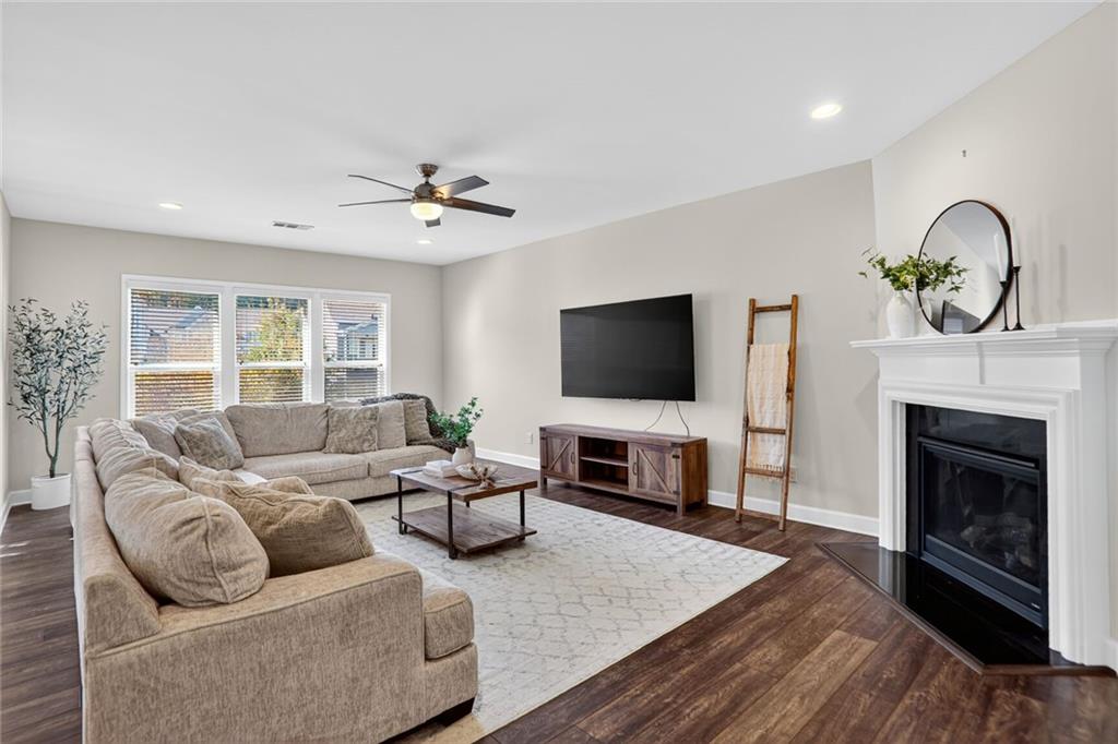 1193 Regal Hills Lane