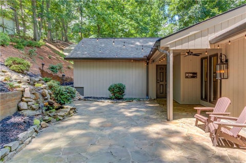Homes For Sale - 5544 Hidden Harbor Trail<br/> Gainesville, GA 30504