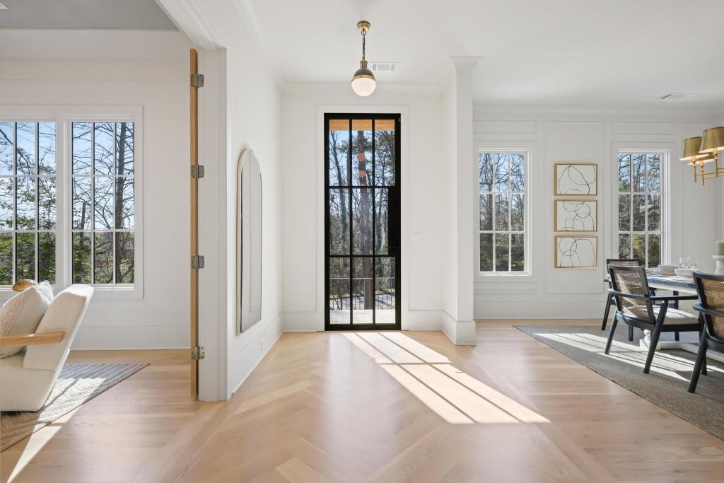 3568 Cloudland Drive NW