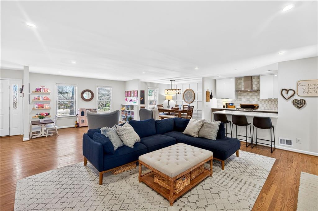 3257 Northbrook Drive