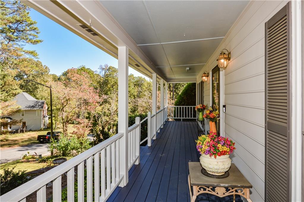 2764 Brookcliff Landing