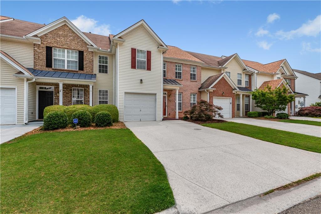 2924 Greyhawk Lane