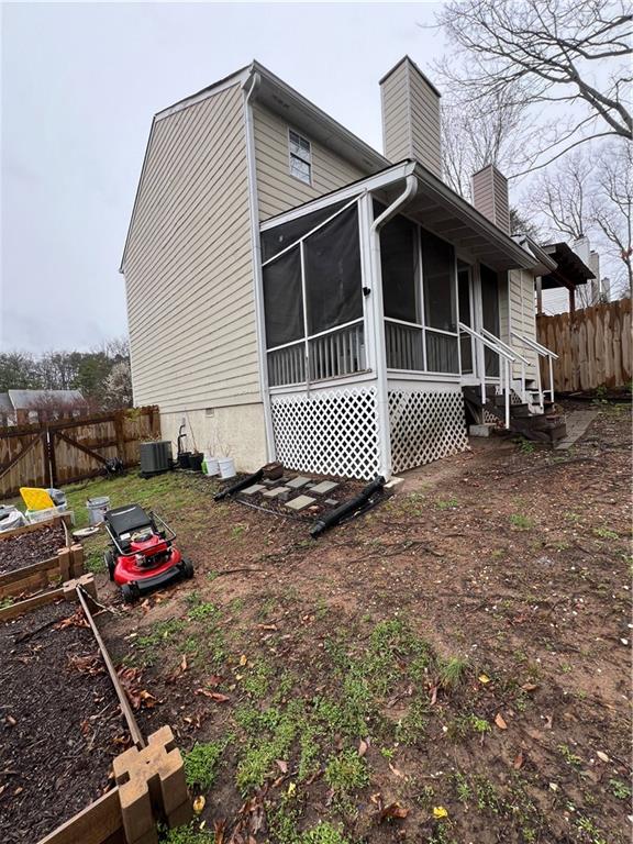1672 Cedar Bluff Way