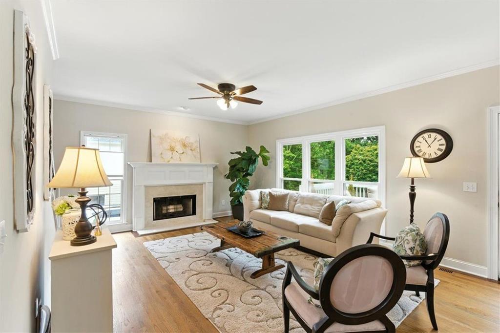 1042 AVERY CREEK Drive
