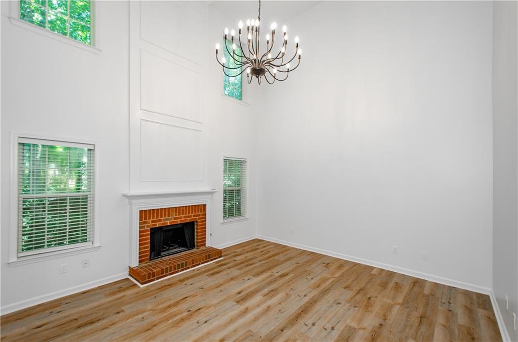 Northbrook Square - Residential Lease