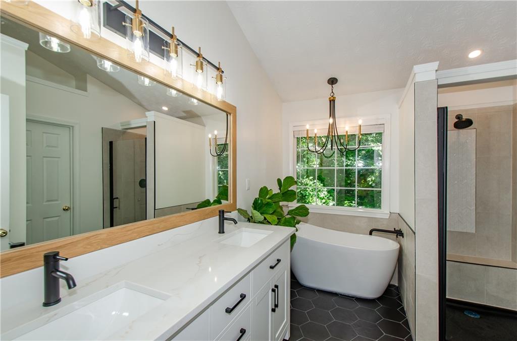 Northbrook Square - Residential Lease