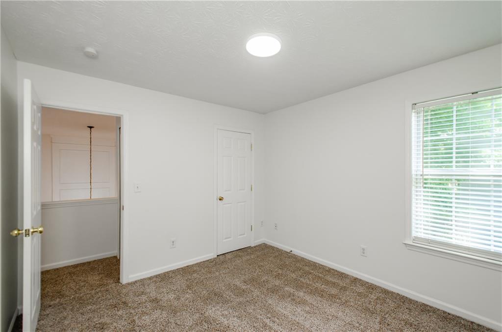 Northbrook Square - Residential Lease