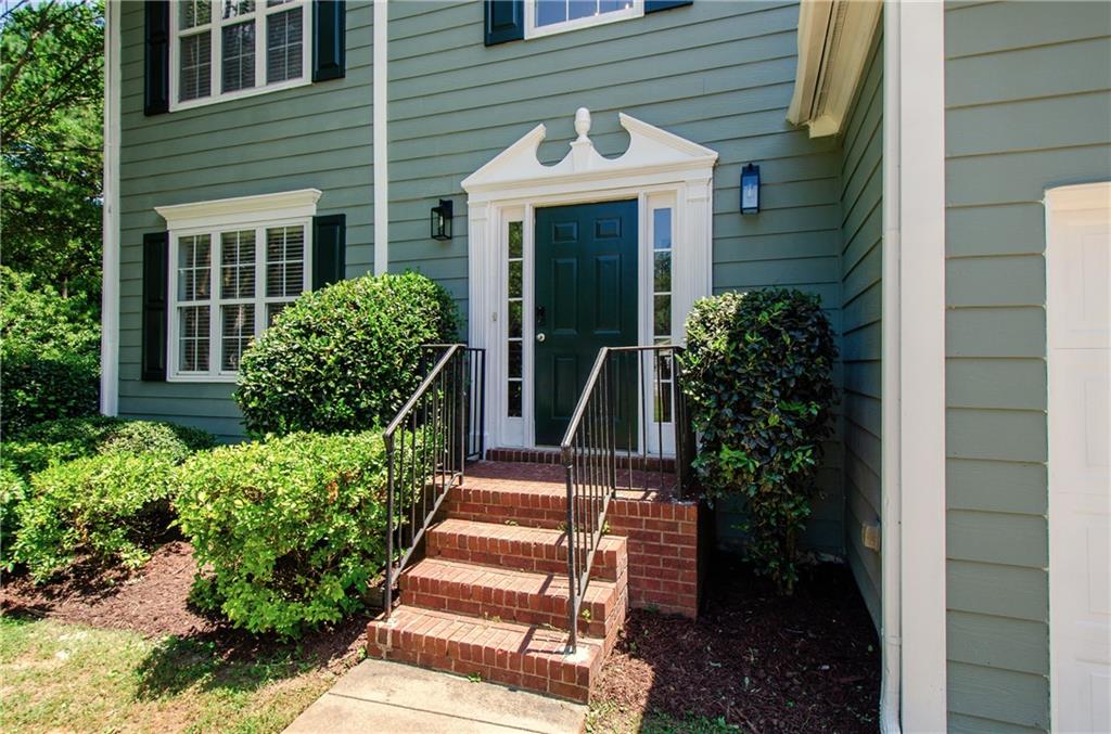 Northbrook Square - Residential Lease