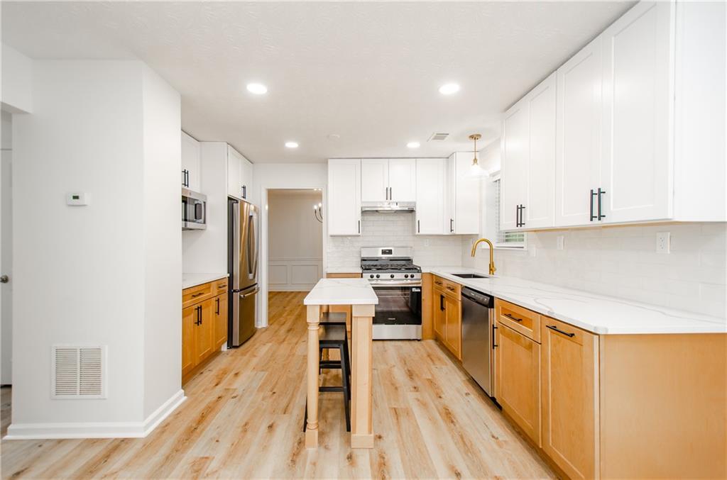 Northbrook Square - Residential Lease