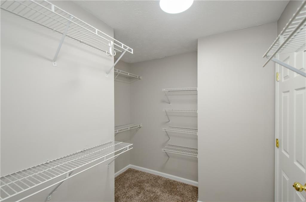 Northbrook Square - Residential Lease