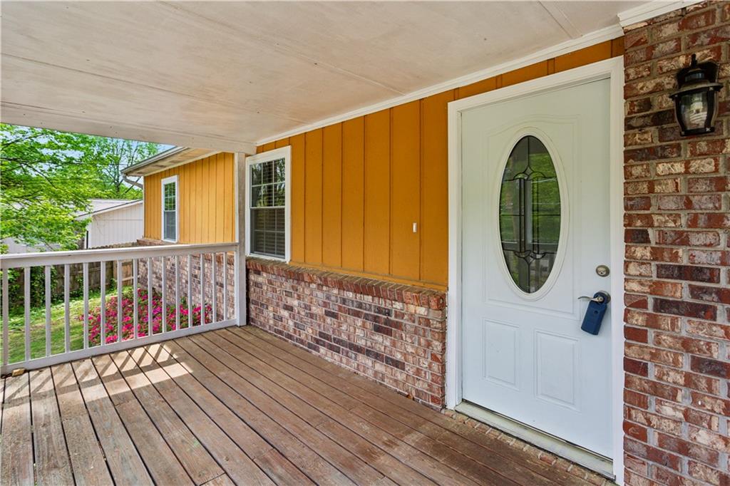 2529 Ridgecrest Drive, Kennesaw, Georgia image 4