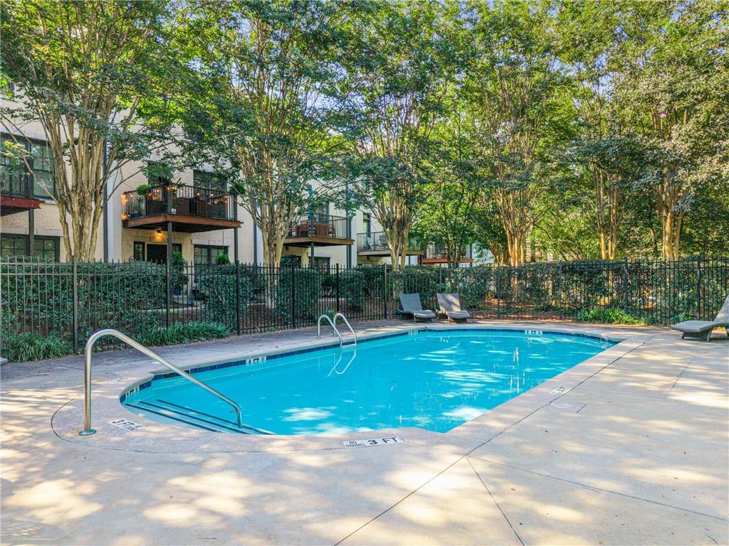 Knob Hill at Church - Residential