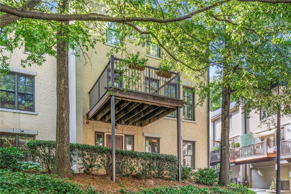 Knob Hill at Church - Residential