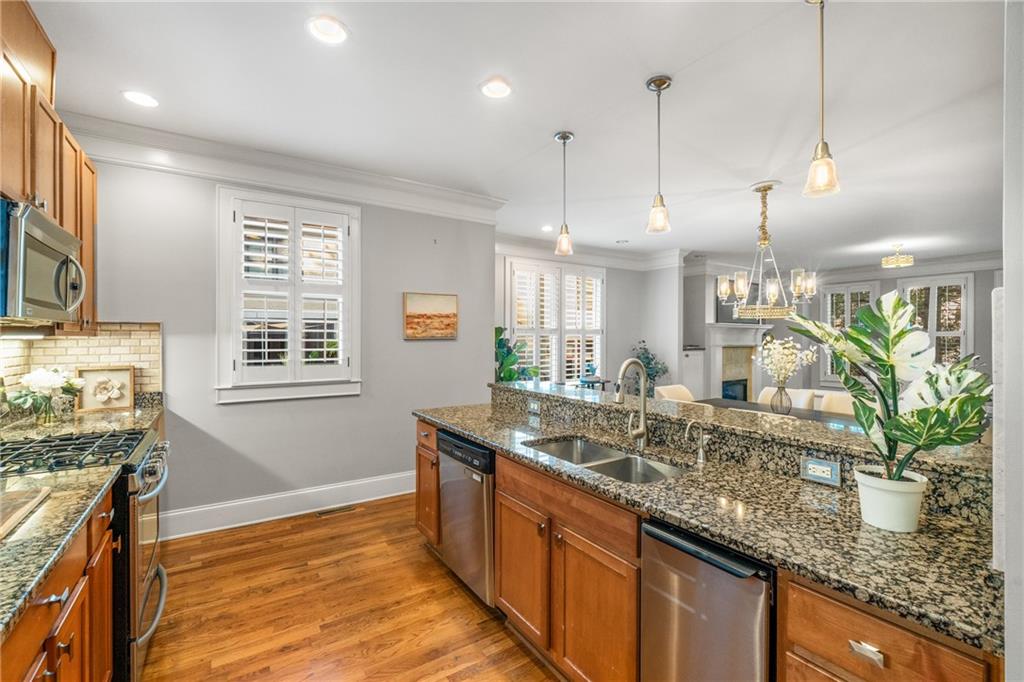 Knob Hill at Church - Residential