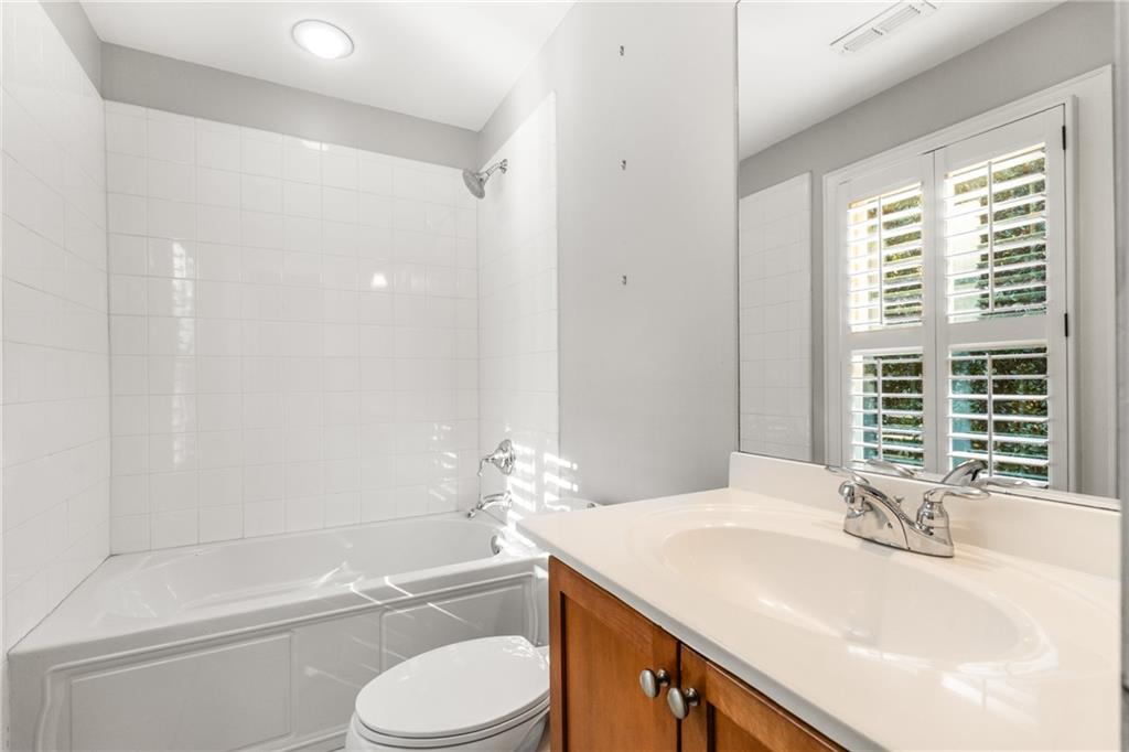 Knob Hill at Church - Residential