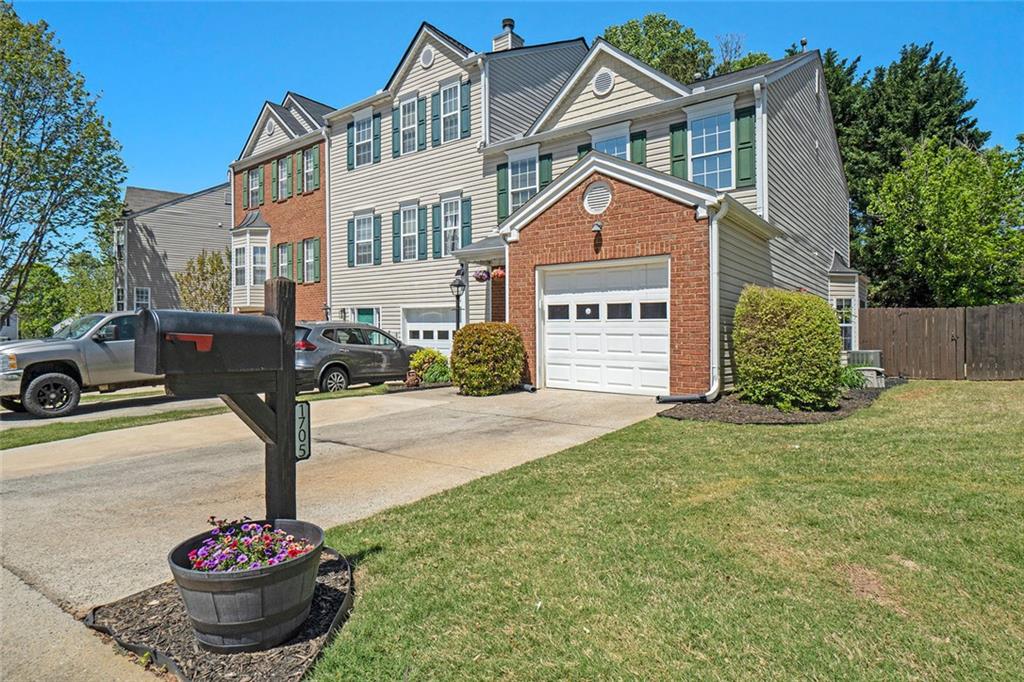 1705 Indian Way, Cumming, Georgia image 2