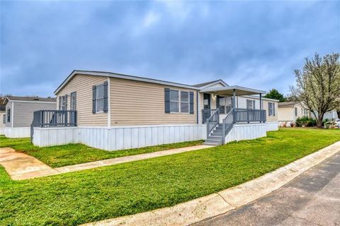 1060 Fairmont Drive Hampton GA 30228