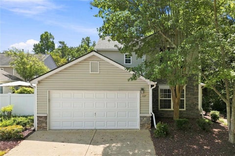 Homes For Sale - 337 W Oaks Trail<br/> Woodstock, GA 30188