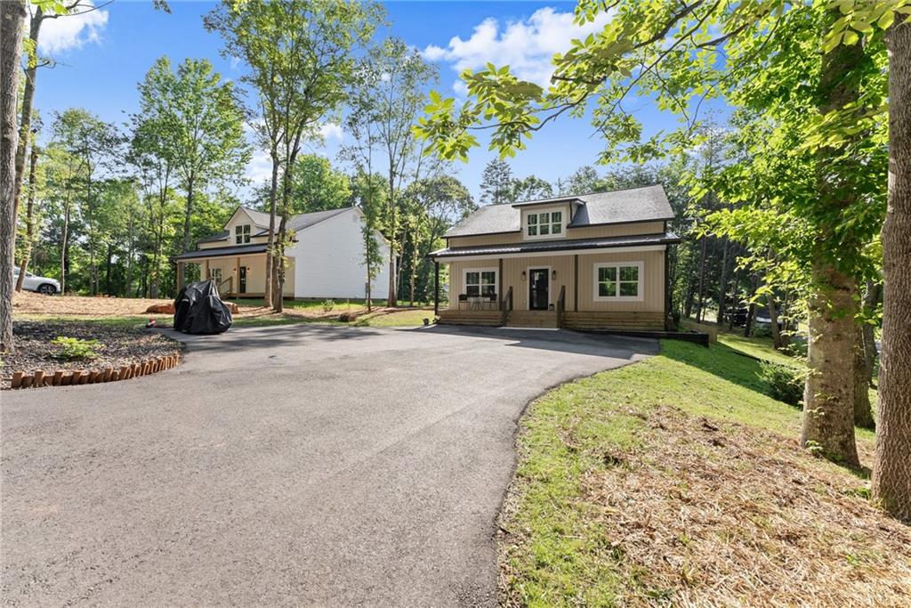 270 Townview Drive