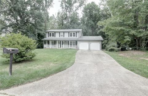 Photo of 2450 Horseshoe Bend Road SW, Marietta, GA 30064 (MLS # 7744194)