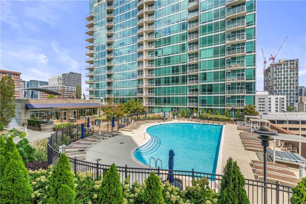 Metropolis North - Residential