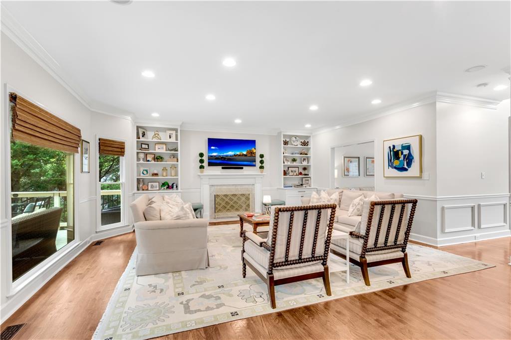 Hampton Woods - Residential