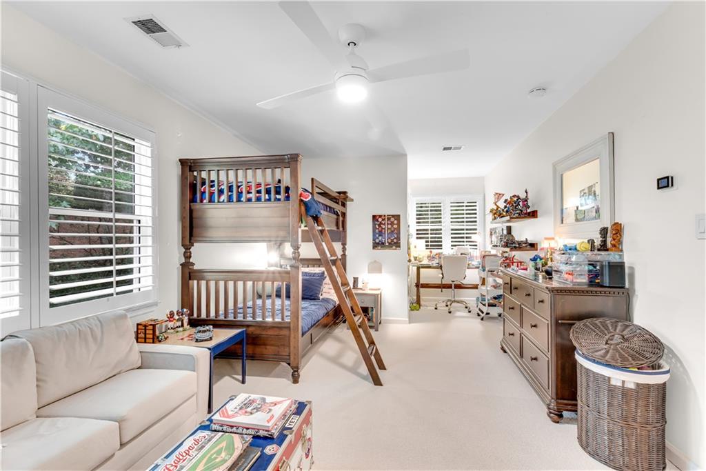 Hampton Woods - Residential