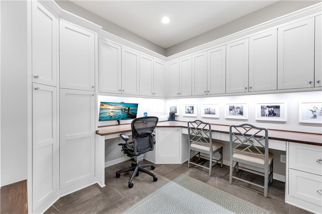 Hampton Woods - Residential