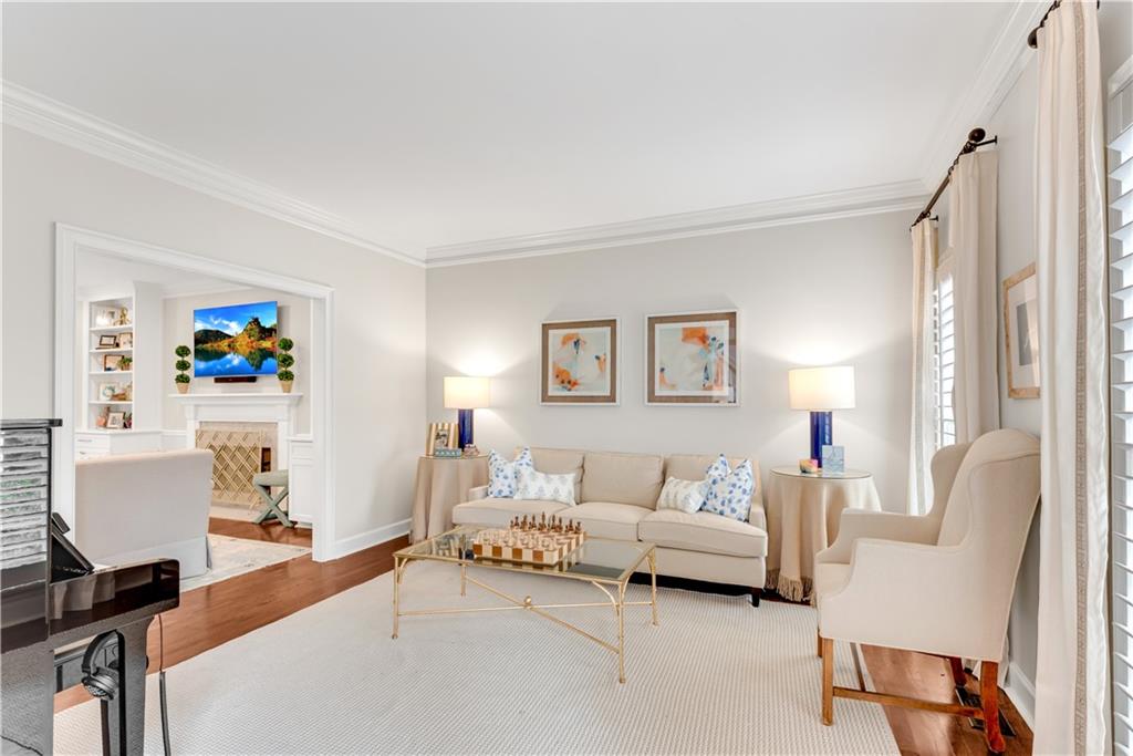 Hampton Woods - Residential