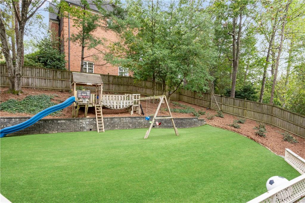 Hampton Woods - Residential