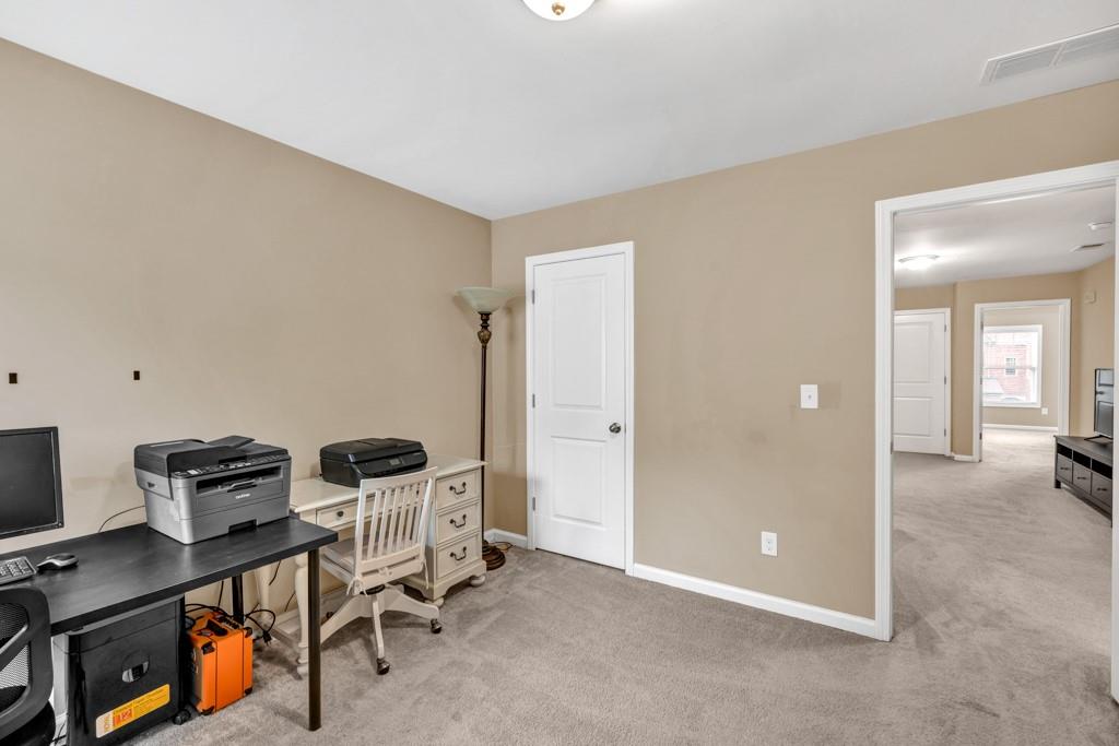 4125 Madison Bridge Drive, Suwanee, Georgia image 23