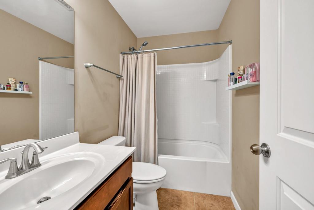 4125 Madison Bridge Drive, Suwanee, Georgia image 26