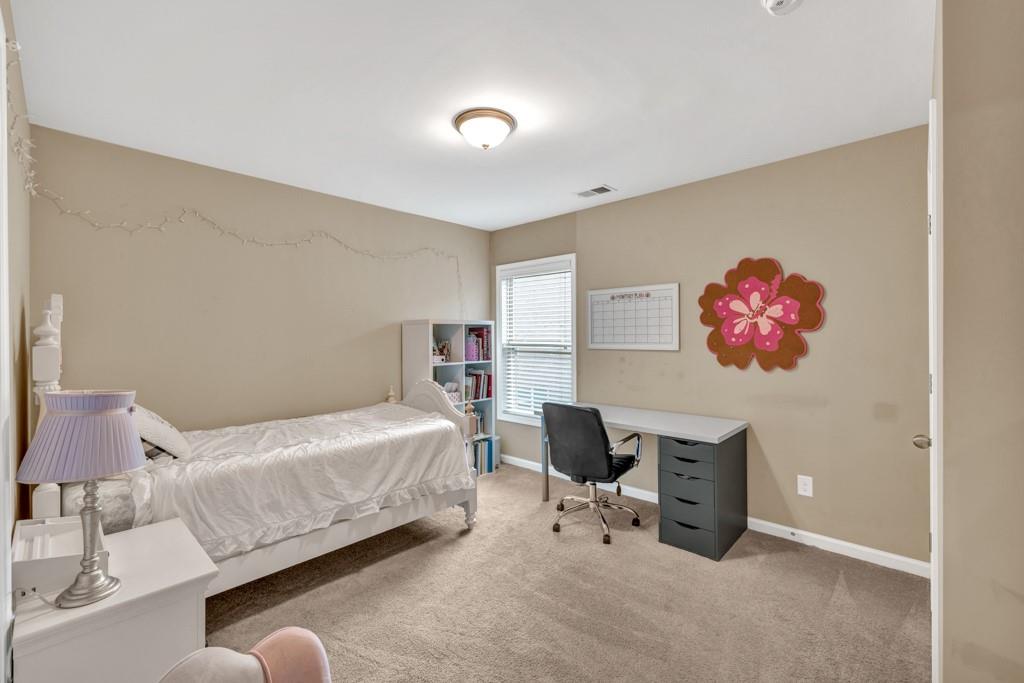 4125 Madison Bridge Drive, Suwanee, Georgia image 24