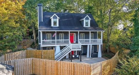Photo of 1155 Davis Place NW, Atlanta, GA 30318 (MLS # 7670623)