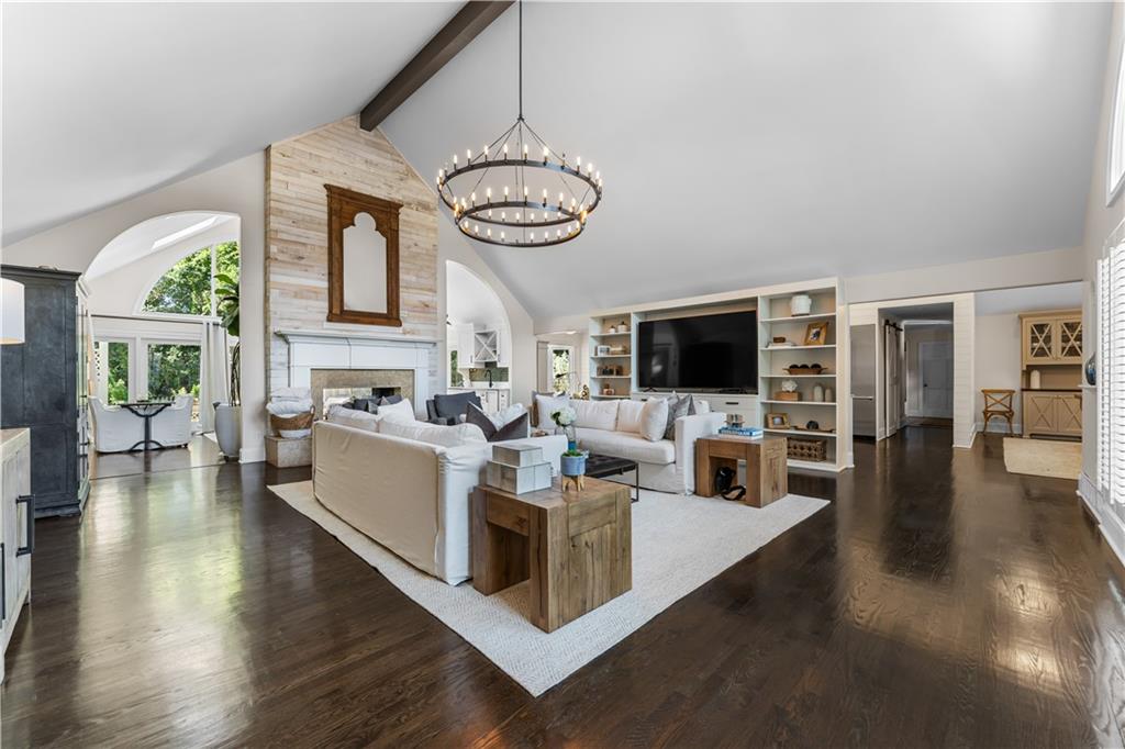 Atlanta Country Club - Residential