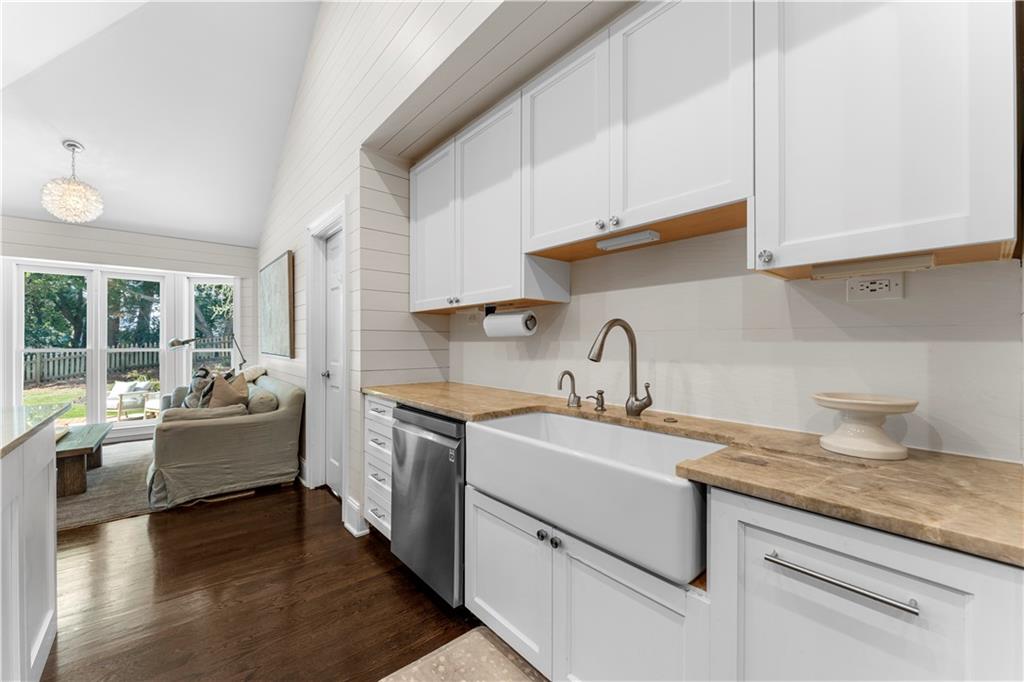 Atlanta Country Club - Residential